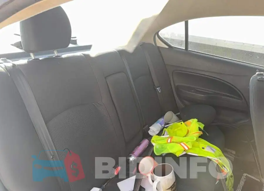 ML32F3FJ0HHF16743 Photo# 6