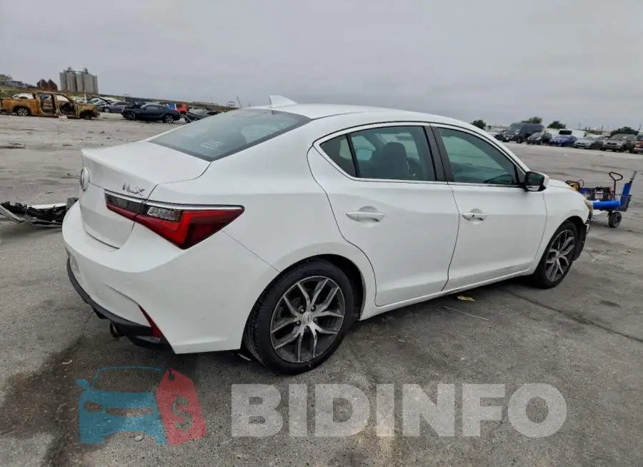 19UDE2F77MA007791 Photo# 3