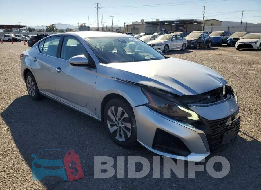 1N4BL4BV7PN343262 Photo# 4