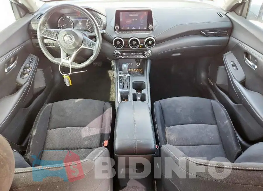 3N1AB8CV0LY240117 Photo# 8