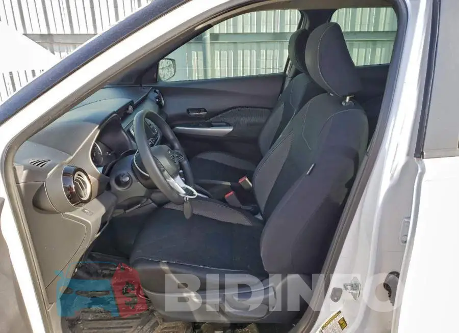 3N1CP5CU5JL522716 Photo# 7