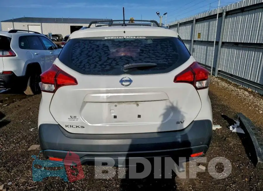 3N1CP5CU5JL522716 Photo# 6