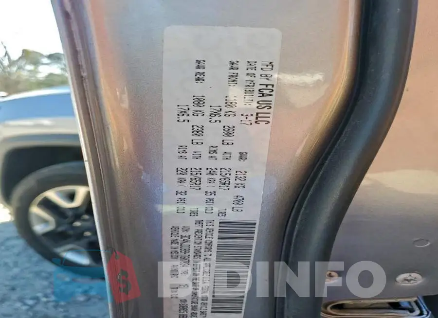 3C4NJDDB9HT607034 Photo# 12