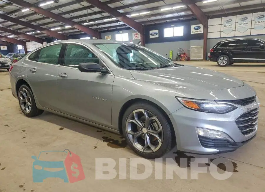 1G1ZD5ST2RF137833 Photo# 4