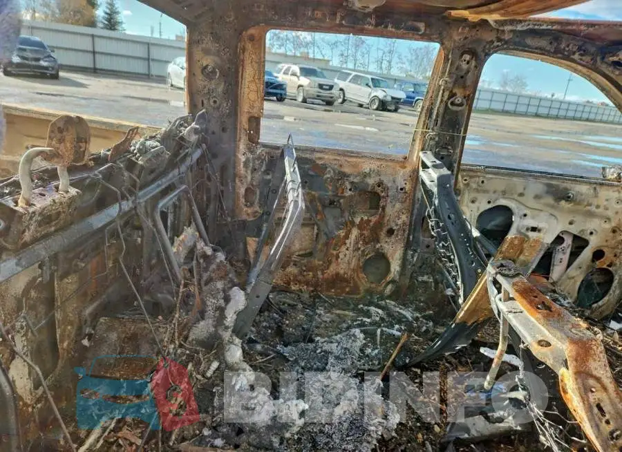 1GC4YPEY1LF112048 Photo# 10