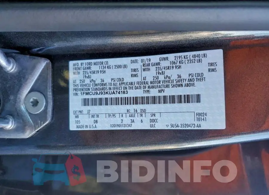1FMCU9J93KUA74183 Photo# 13
