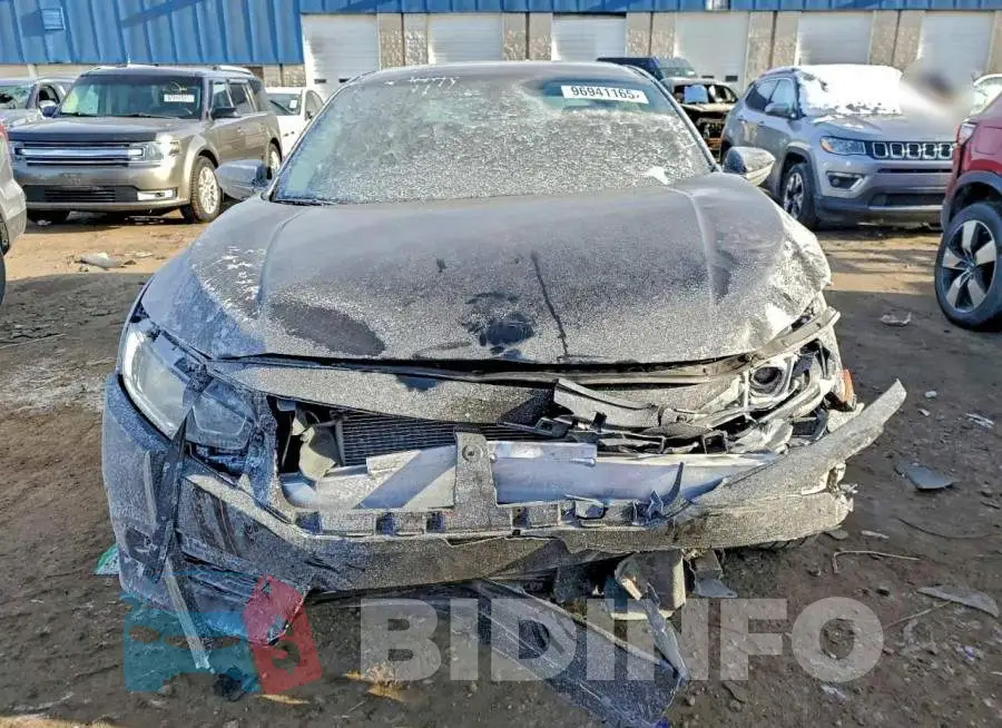 19XFC2F50JE016238 Photo# 5