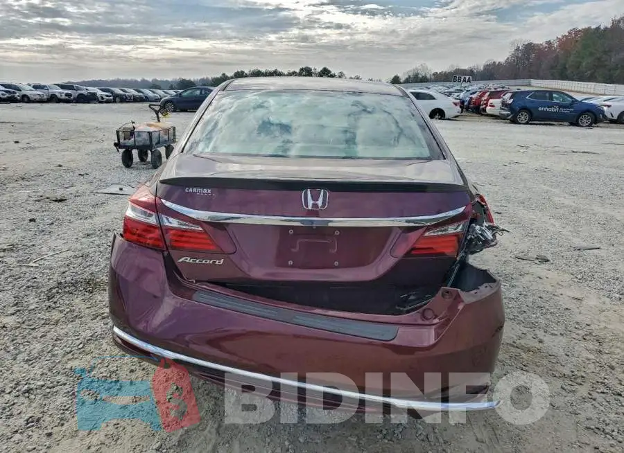 1HGCR2F30HA266142 Photo# 6