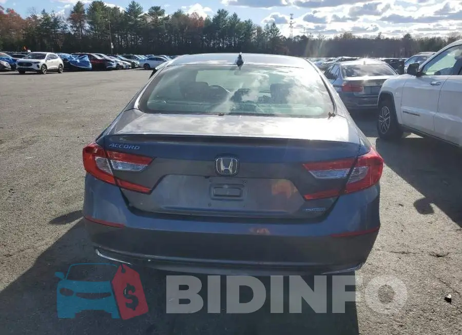 1HGCV3F12JA015824 Photo# 6