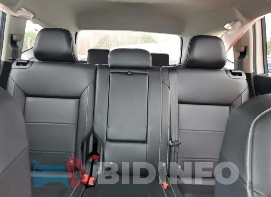 1V2BR2CA5NC560325 Photo# 10