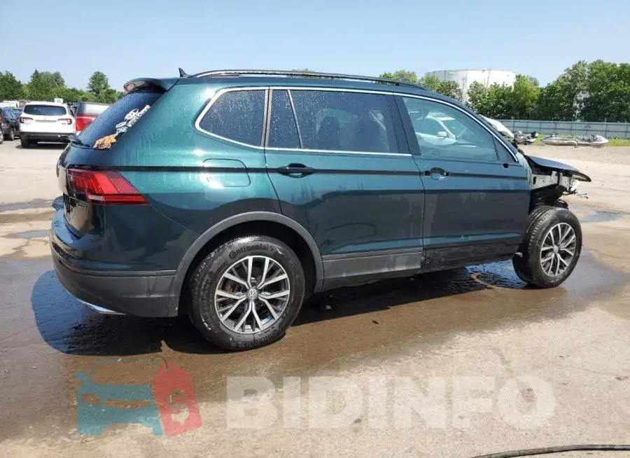 3VV2B7AX8KM190624 Photo# 3