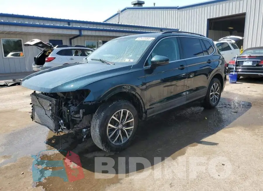 3VV2B7AX8KM190624 Photo# 1