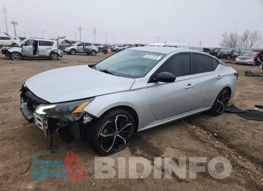 1N4BL4CV5PN338141 Photo# 1