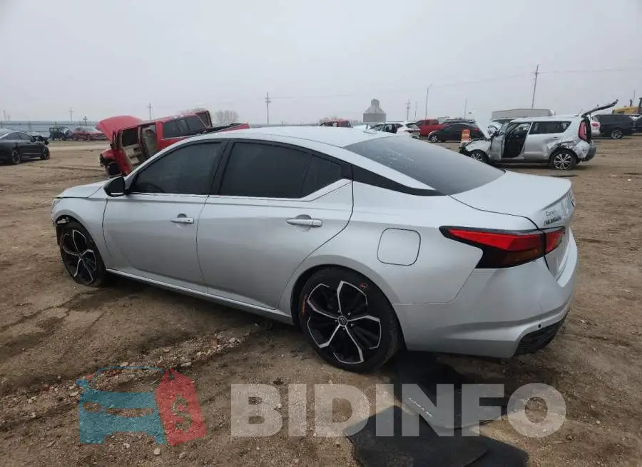 1N4BL4CV5PN338141 Photo# 2