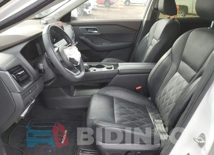 JN8BT3DD0PW321191 Photo# 7
