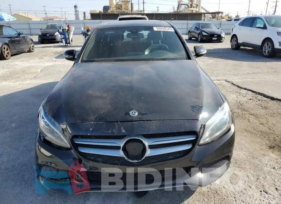 55SWF4HB9JU246584 Photo# 5
