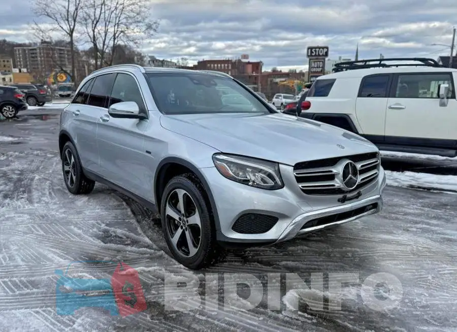 WDC0G5EB8KF536367 Photo# 4