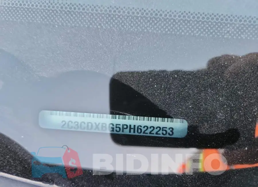 2C3CDXBG5PH622253 Photo# 12