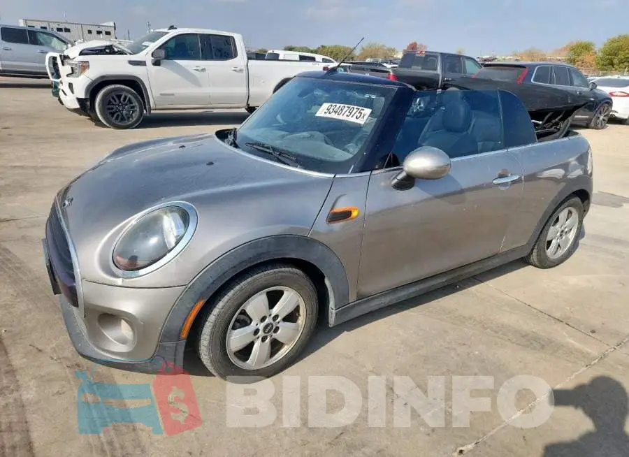 WMWWG5C5XK3D01483 Photo# 1