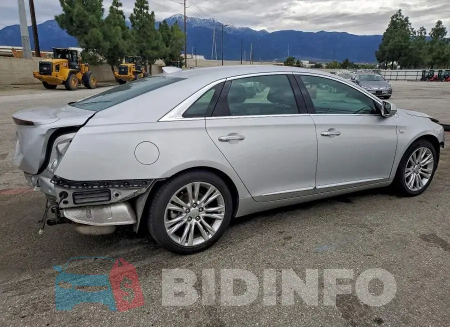 2G61M5S35J9134283 Photo# 3