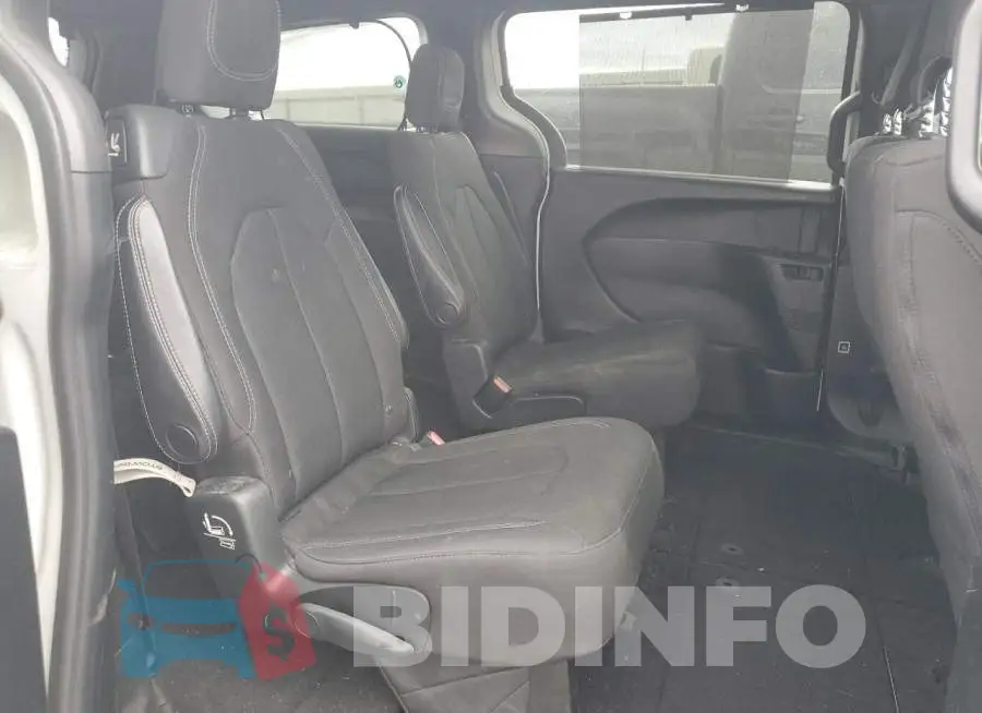 2C4RC1FG4JR287228 Photo# 11