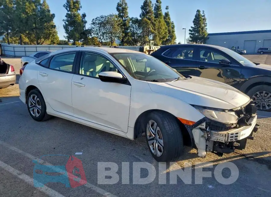 19XFC2F53HE213592 Photo# 4