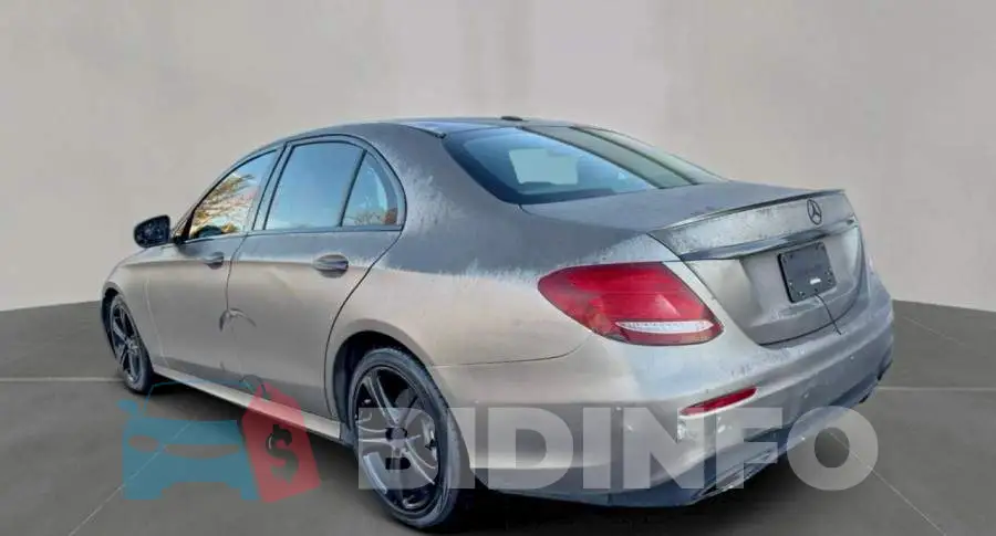 WDDZF4KB7HA141462 Photo# 3