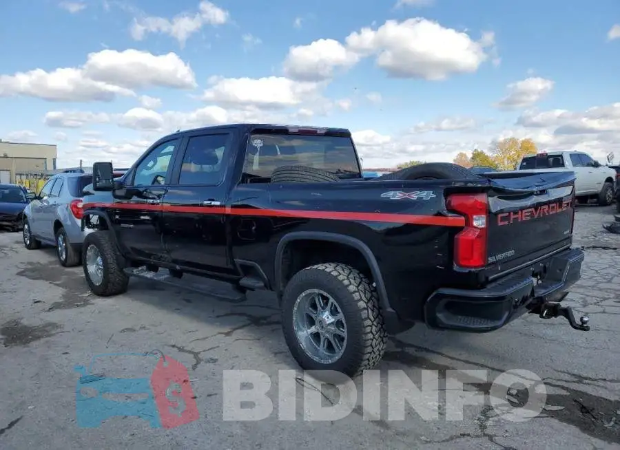 1GC4YME75LF150856 Photo# 2