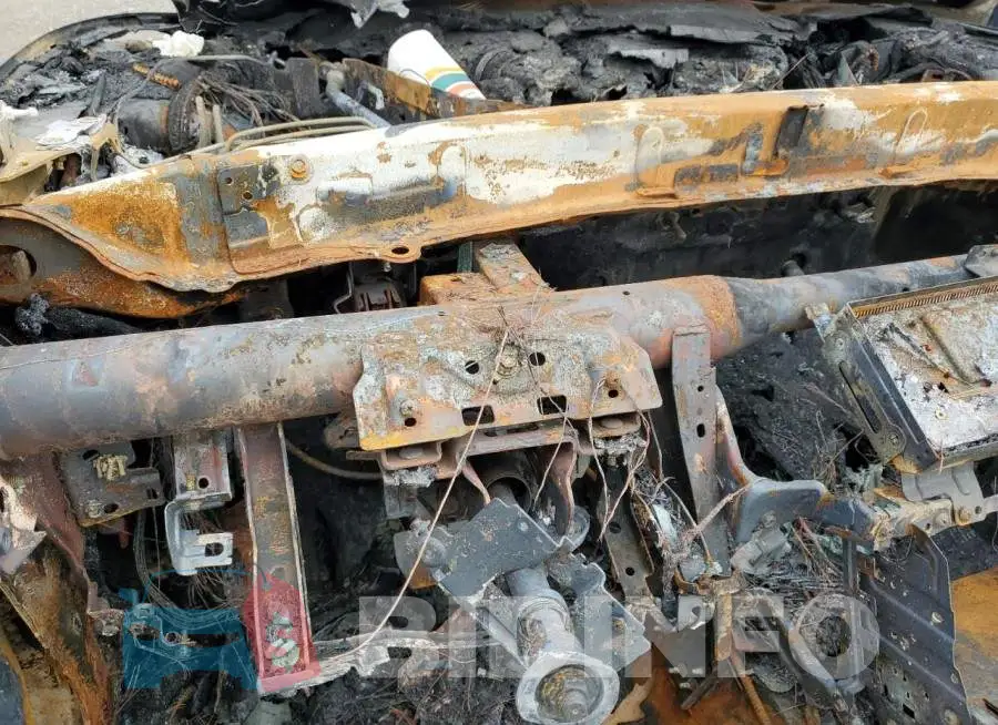 JN1EV7BR5MM751589 Photo# 9