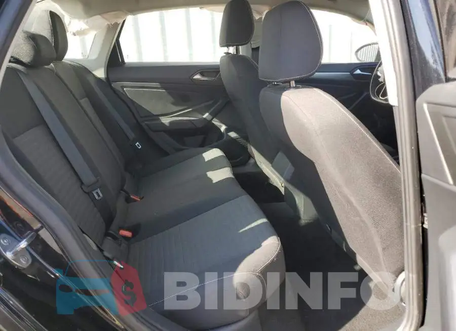 3VW5M7BU3RM050062 Photo# 10