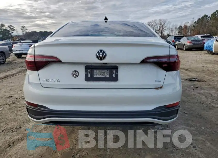 3VW7M7BUXPM038268 Photo# 6