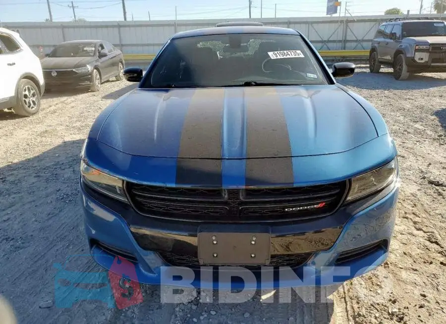 2C3CDXBG8NH141278 Photo# 5