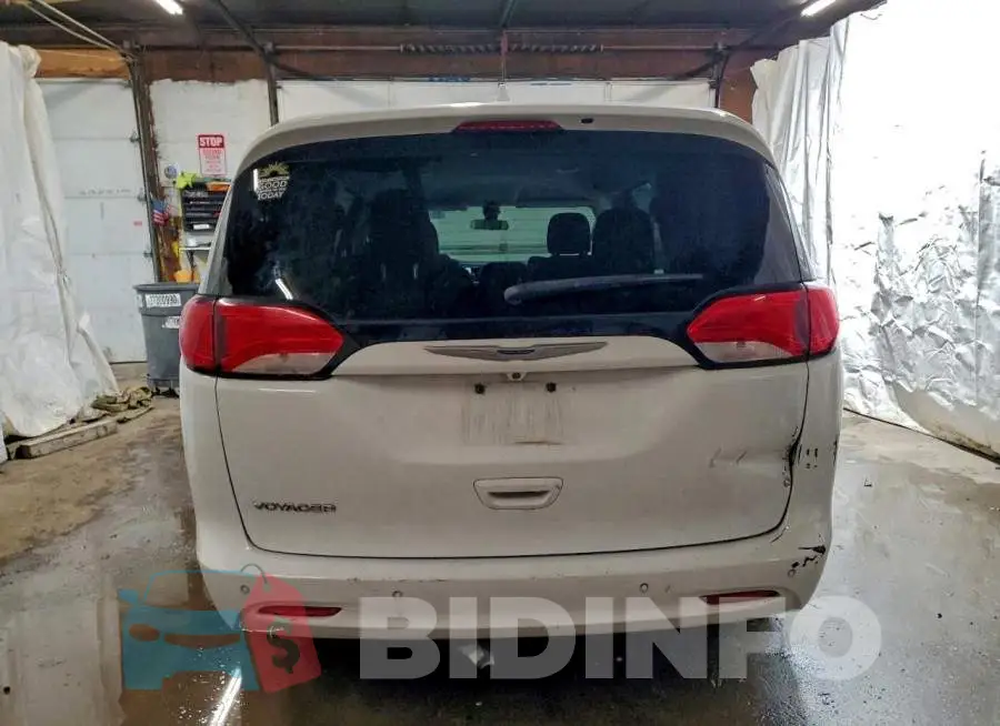 2C4RC1CG9LR159266 Photo# 6