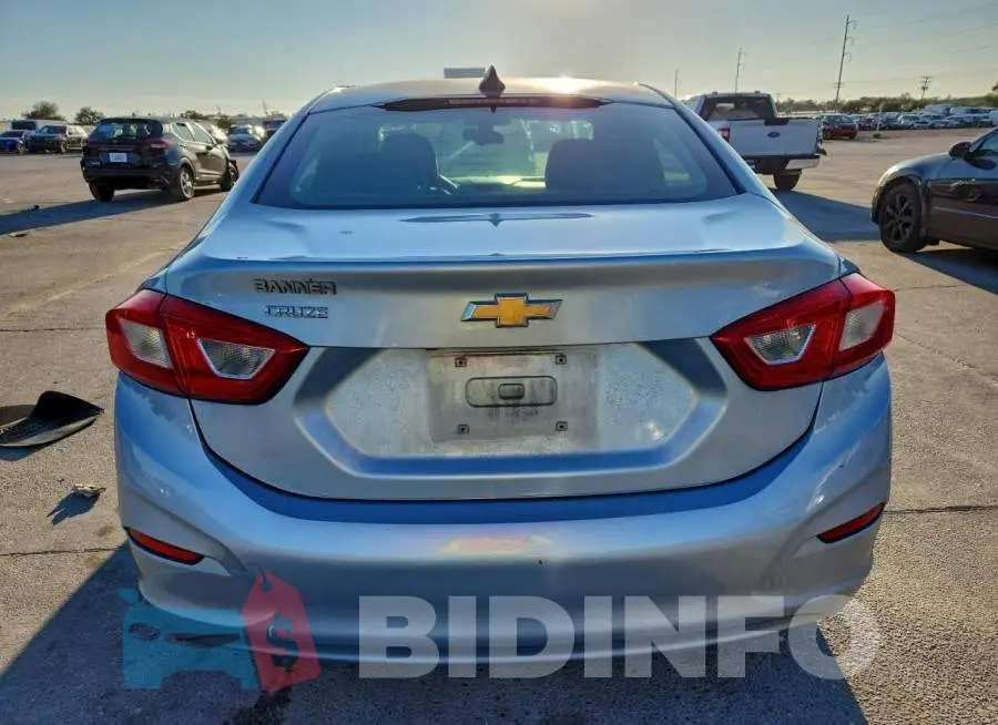 1G1BC5SMXH7216088 Photo# 6
