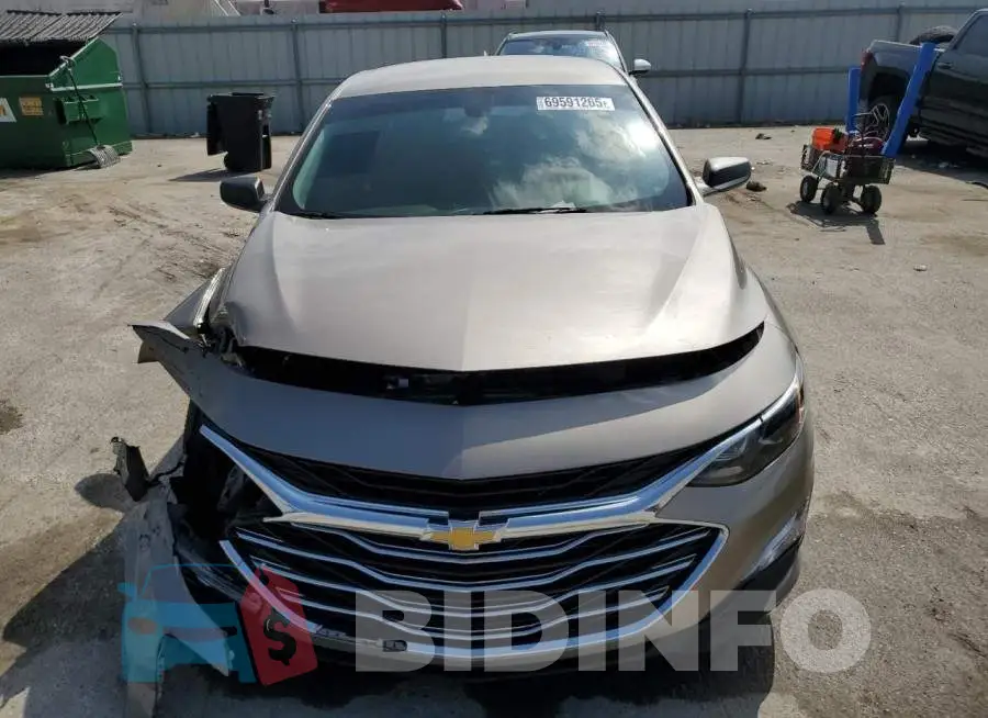 1G1ZB5ST4NF205484 Photo# 5