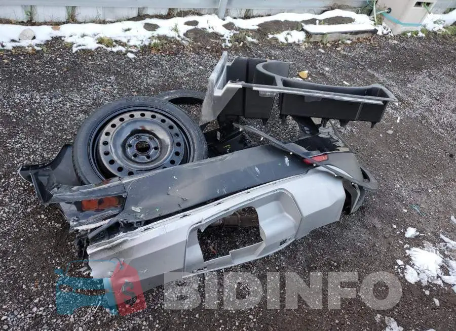 3GNKBHRS8LS571763 Photo# 13