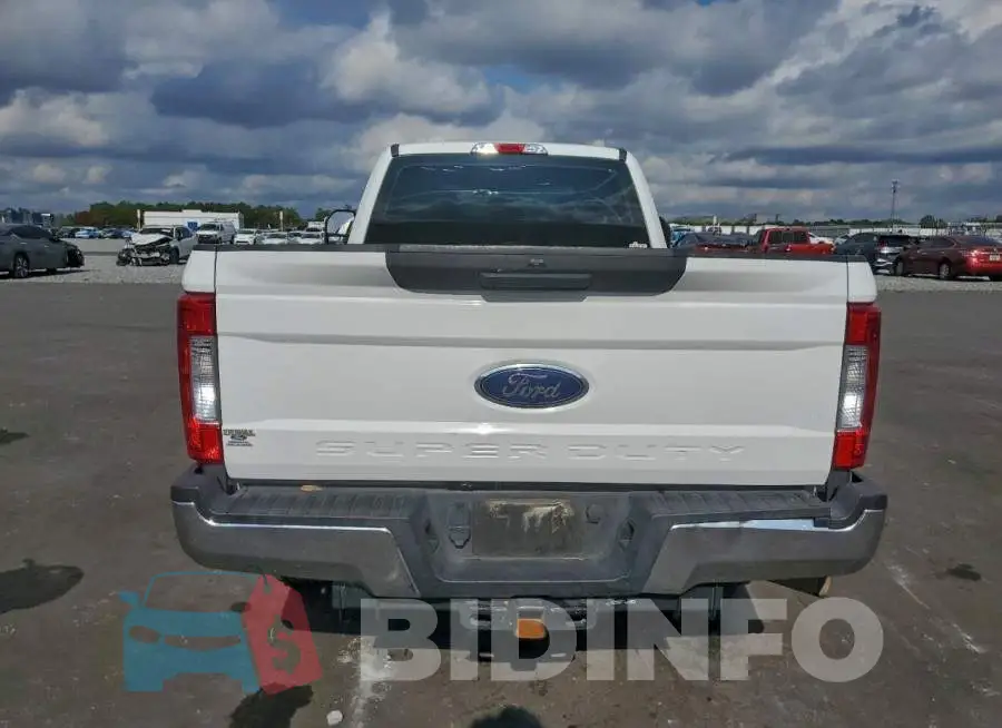 1FT7X2A65KED22986 Photo# 6