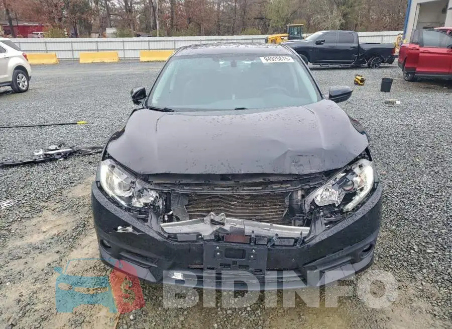19XFC1F72HE021334 Photo# 5