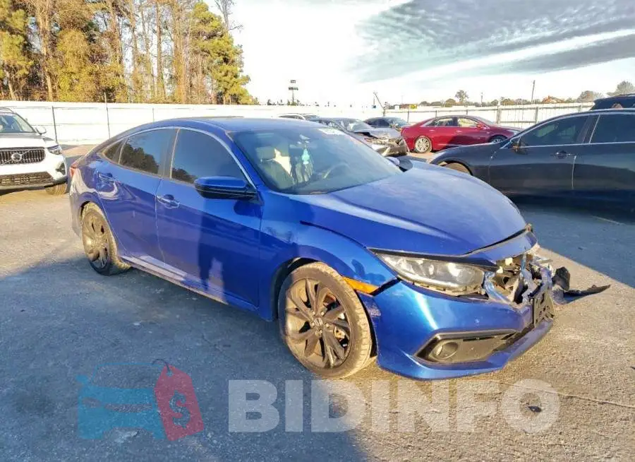 19XFC2F85KE040790 Photo# 4