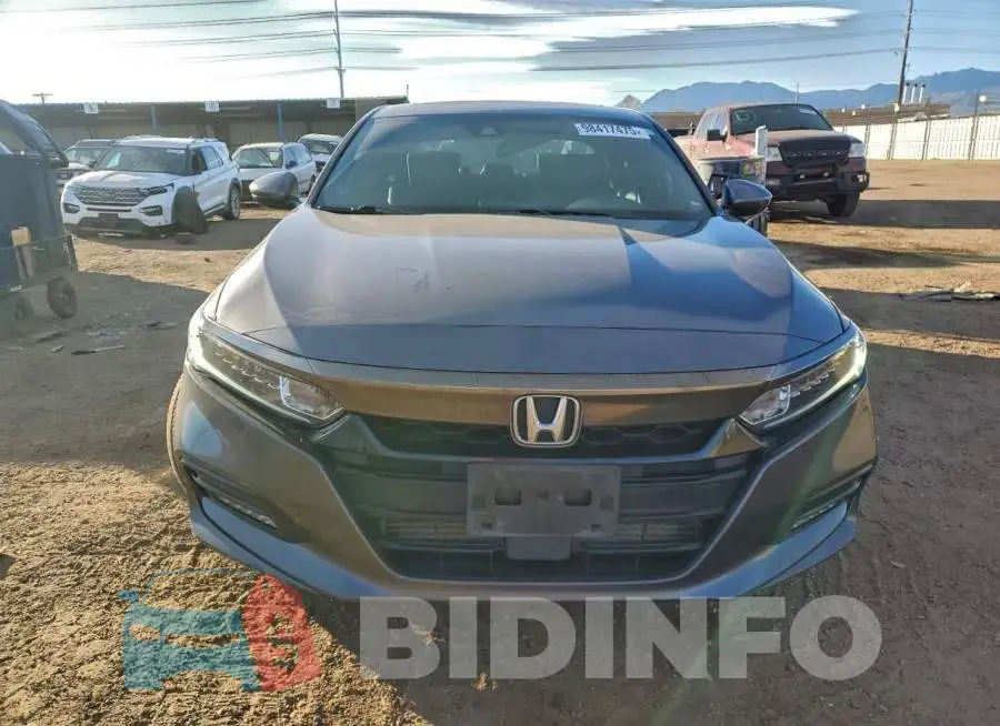 1HGCV2F35KA027351 Photo# 5