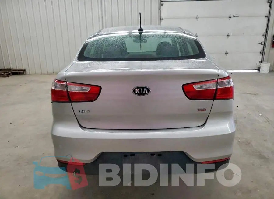 KNADM4A32H6028734 Photo# 6
