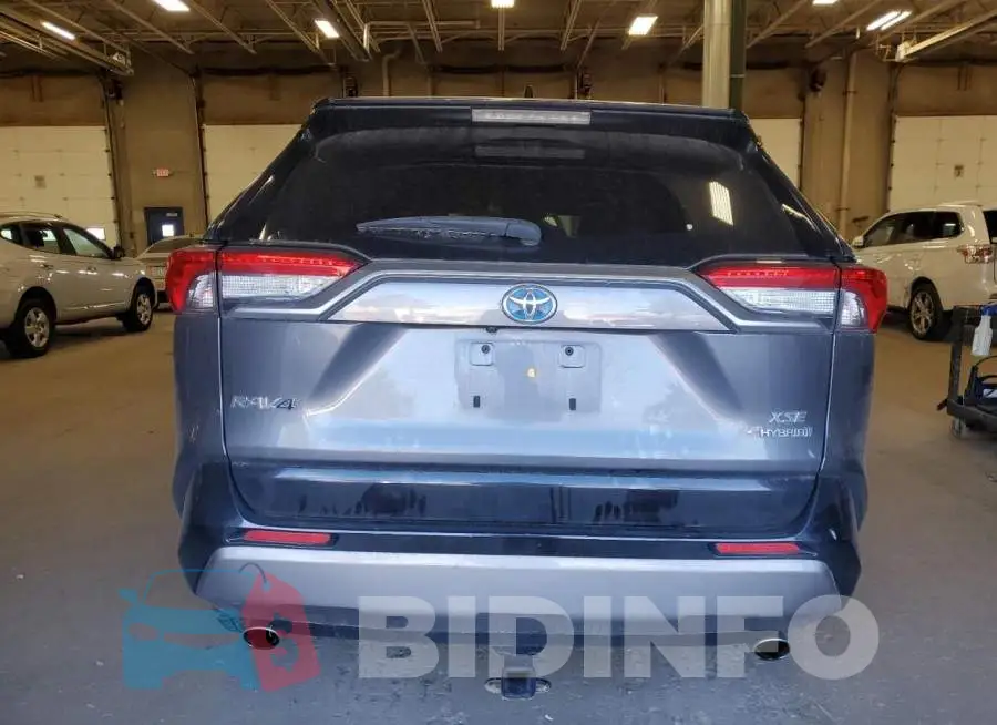 2T3EWRFV8KW004050 Photo# 6
