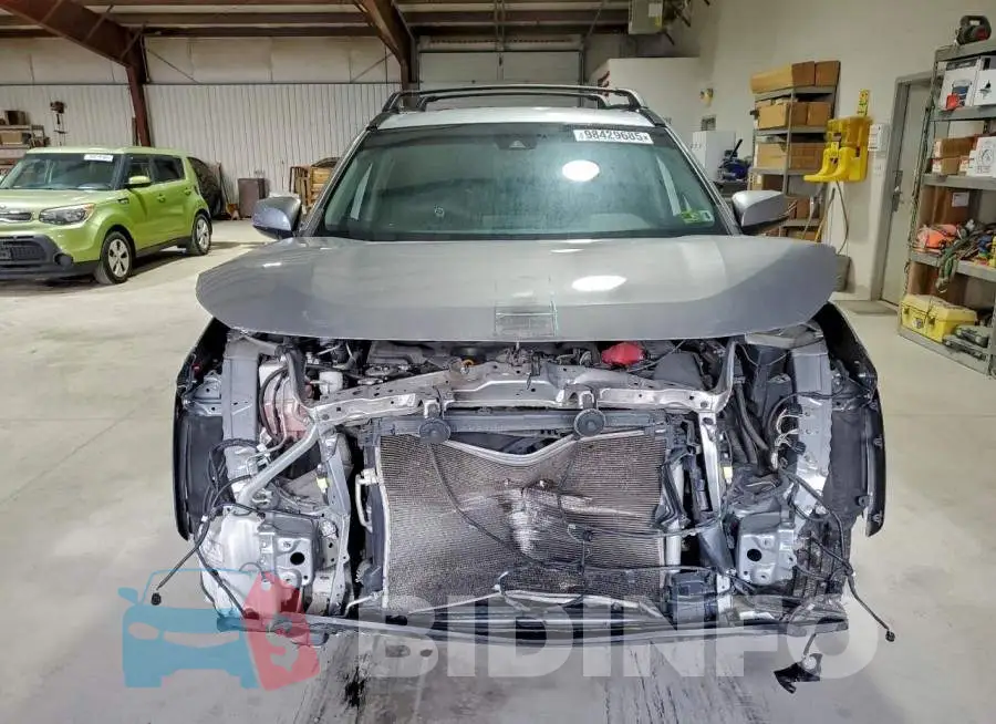 2T3G1RFV4LC127421 Photo# 5
