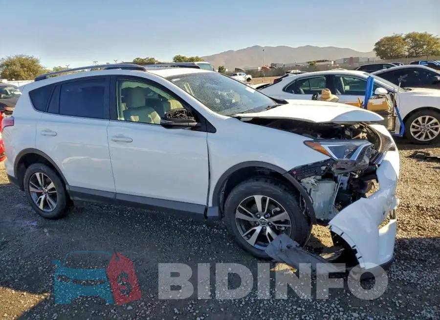 JTMWFREV1HD096968 Photo# 4