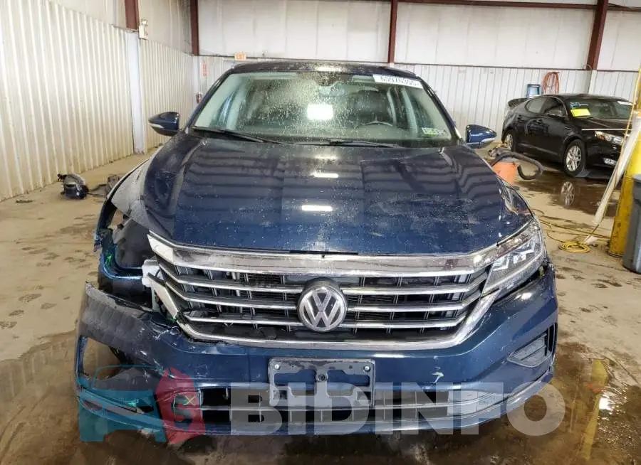 1VWSA7A37LC008829 Photo# 5