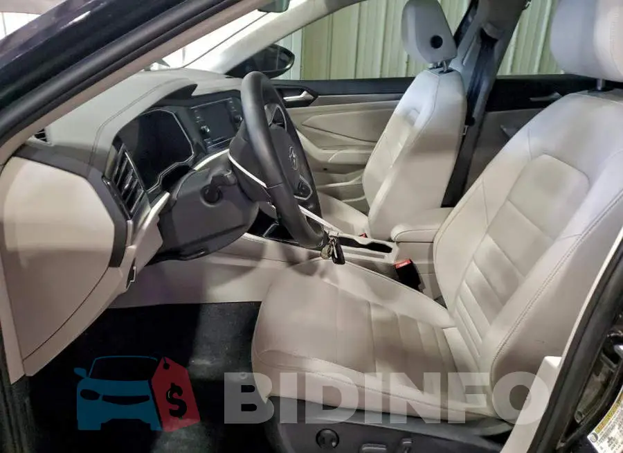 3VW7M7BU0RM065756 Photo# 7