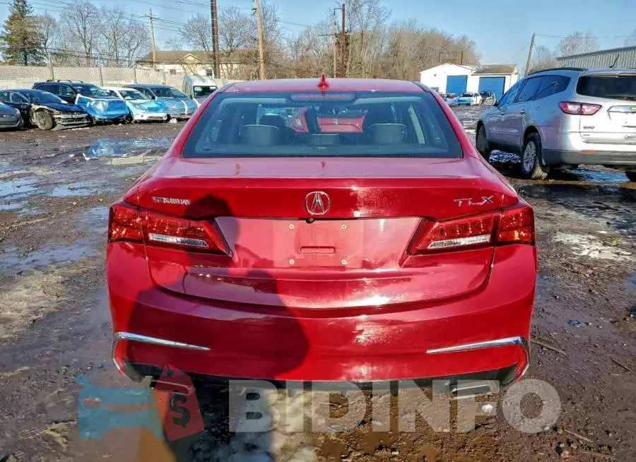 19UUB2F51JA002654 Photo# 6