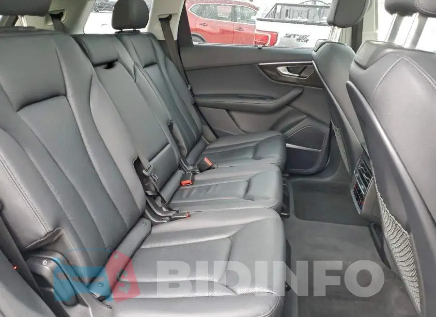 WA1LXBF71PD005763 Photo# 11