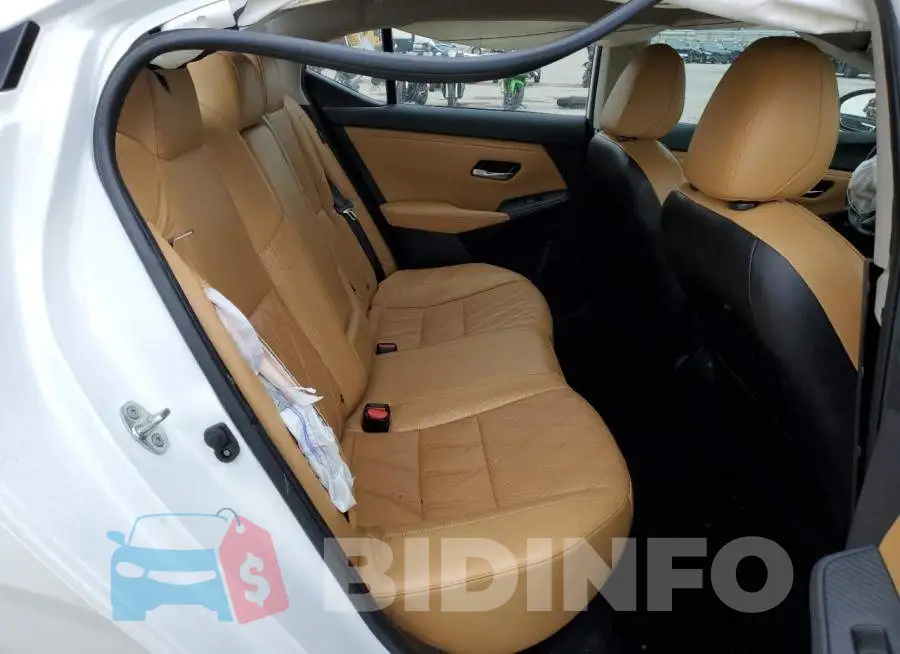 3N1AB8CV5NY284715 Photo# 10