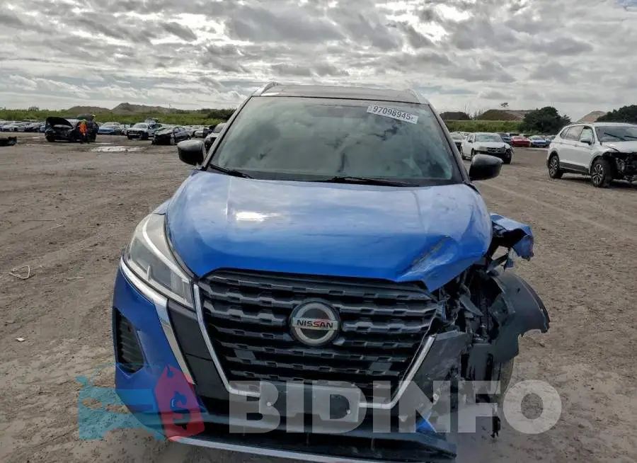 3N1CP5CV9ML494187 Photo# 5